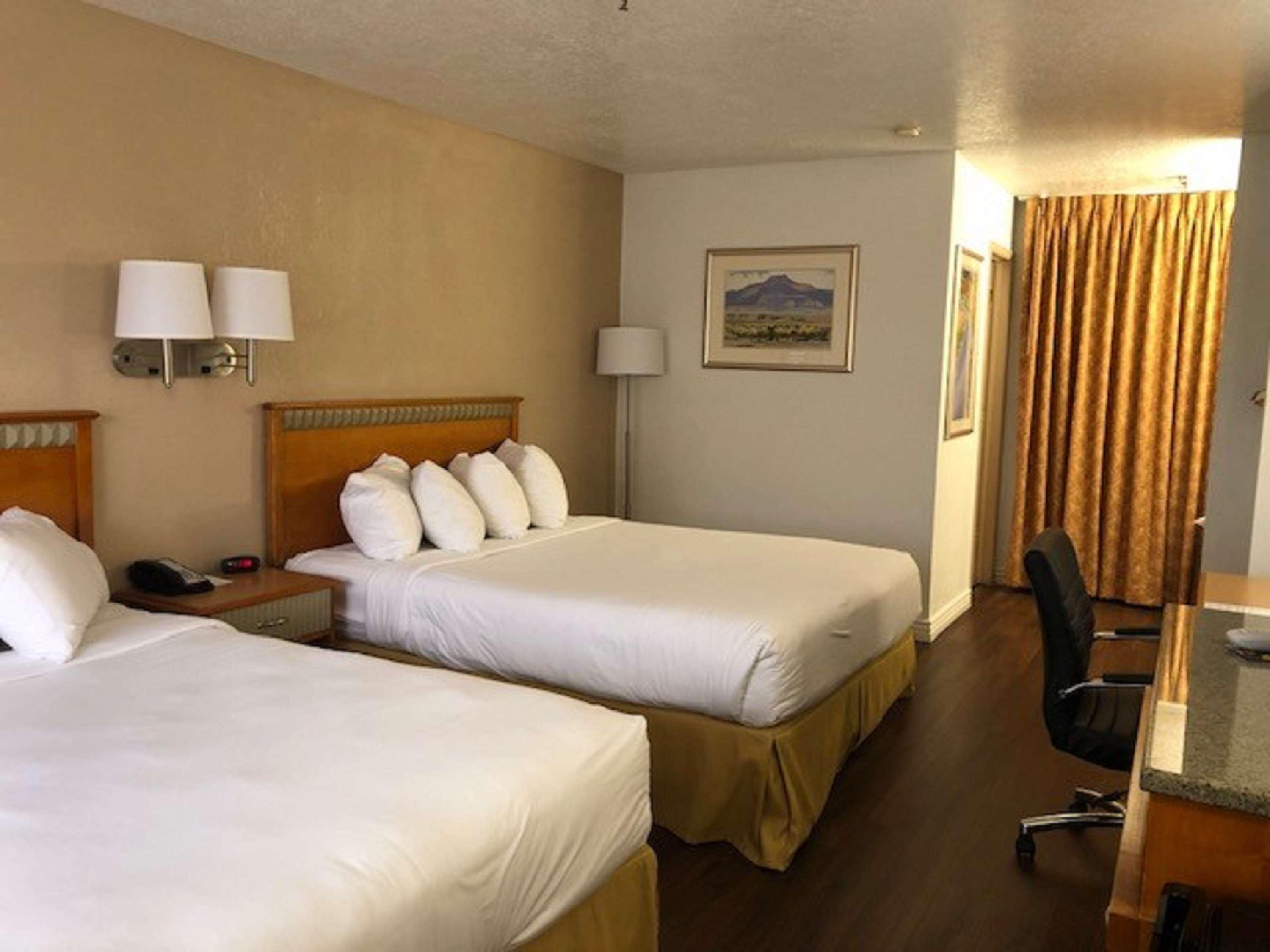 Surestay Plus Hotel By Best Western Albuquerque I-40 Eubank Εξωτερικό φωτογραφία