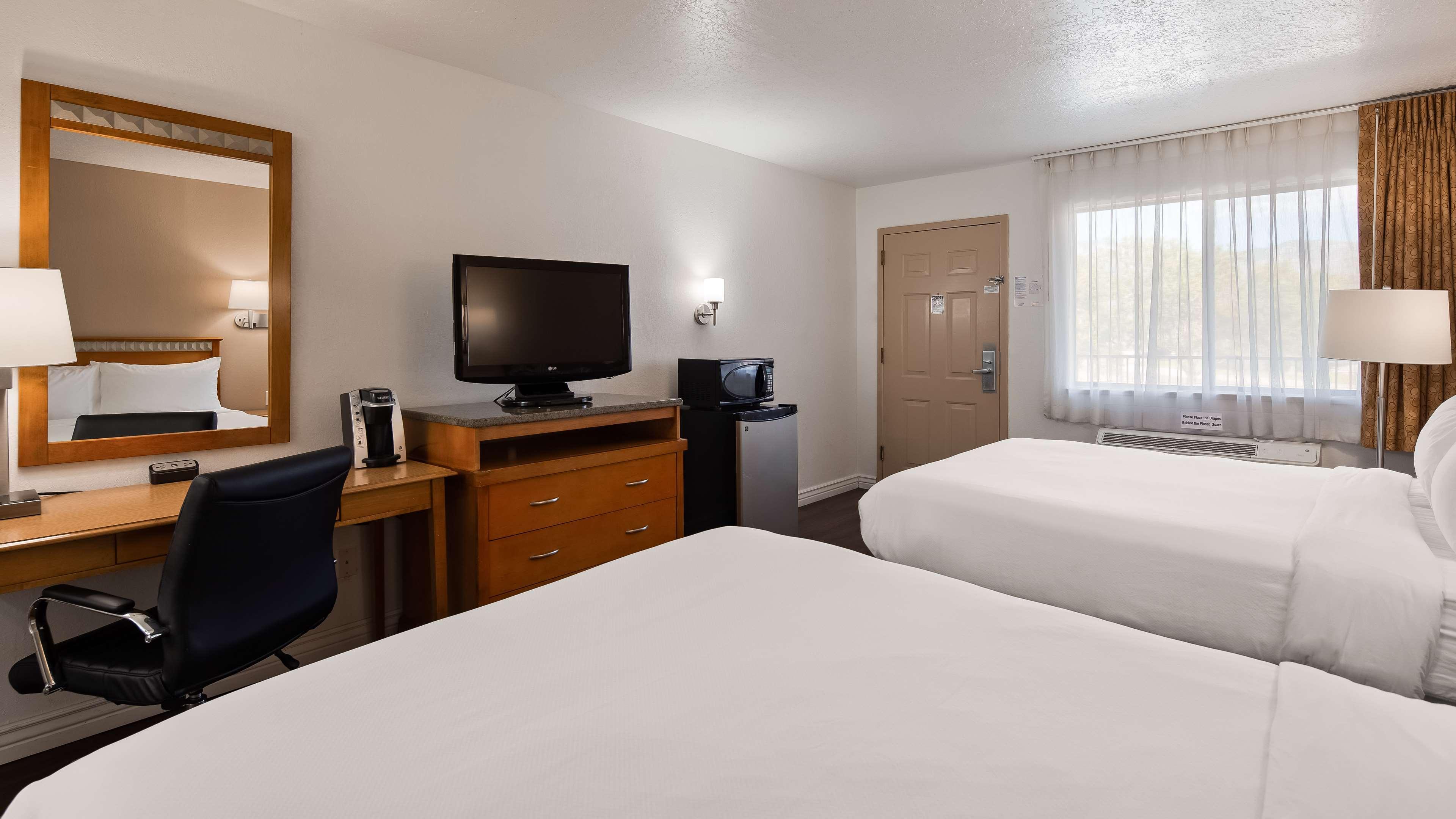 Surestay Plus Hotel By Best Western Albuquerque I-40 Eubank Εξωτερικό φωτογραφία
